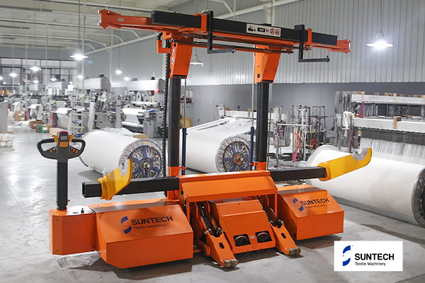 纺织厂的福音：降噪零排放的电动经轴台车解决方案